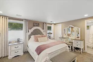 7 Pinetree Dr, Shirley, NY 11967 - Photo 14