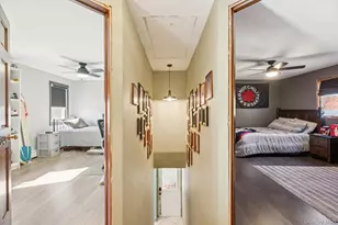 23 Windsor St, Islip, NY 11751 - Photo 32