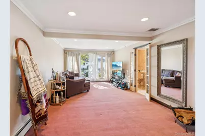 23 Windsor Street, Islip, NY 11751 - Photo 12