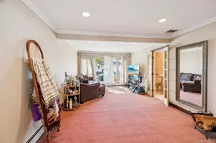 23 Windsor St, Islip, NY 11751 - Photo 12