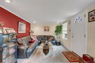 25 Sunnybrook Dr E, Oceanside, NY 11572 - Photo 10