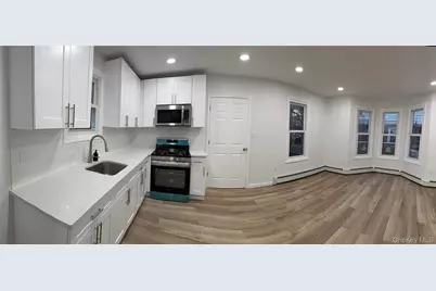 24 Columbia Street, Huntington Station, NY 11746 - Photo 4
