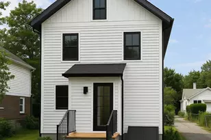 24 Columbia St, Huntington Station, NY 11746 - Photo 2