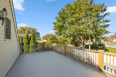 91 15th Avenue, West Babylon, NY 11704 - Photo 26