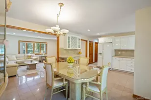 91 15th Ave, West Babylon, NY 11704 - Photo 10