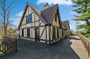 180-24 Grand Central Pkwy, Jamaica, NY 11432 - Photo 30