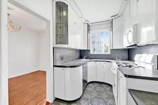 102-12 62nd Rd, Forest Hills, NY 11375 - Photo 8