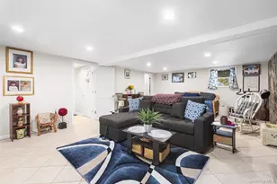 17 Tamarack Hill Dr, Poughkeepsie, NY 12603 - Photo 18