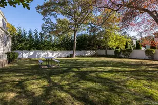 2360 Hamilton Rd, North Bellmore, NY 11710 - Photo 26