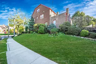 84-02 Midland Pkwy, Jamaica, NY 11432 - Photo 20