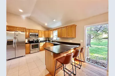 59 Hammond Lane, Centereach, NY 11720 - Photo 4