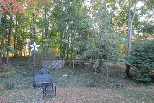 110 Bellecrest Ave, East Northport, NY 11731 - Photo 16