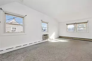 44 Sparrow Ln, Levittown, NY 11756 - Photo 14