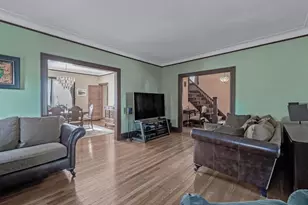 186-34 Henley Rd, Jamaica, NY 11432 - Photo 6