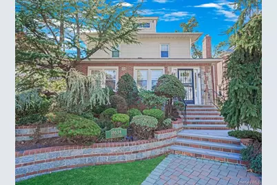 186-34 Henley Road, Jamaica, NY 11432 - Photo 1