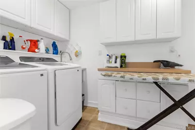 28 Annandale Road, Commack, NY 11725 - Photo 24