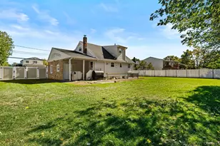 1796 Wells Dr, Bay Shore, NY 11706 - Photo 26