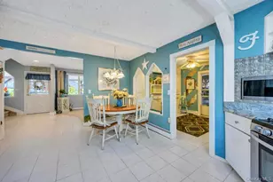 23 Longstreet Dr, Lake Grove, NY 11755 - Photo 8