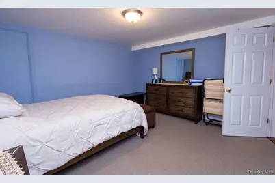 180 Scott Avenue, Yonkers, NY 10704 - Photo 6