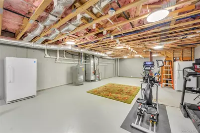 17 Hunter Drive, Central Islip, NY 11722 - Photo 24