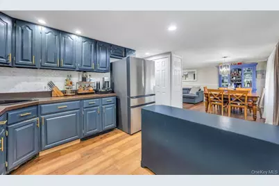 80 S Bedford Avenue, Islandia, NY 11749 - Photo 10