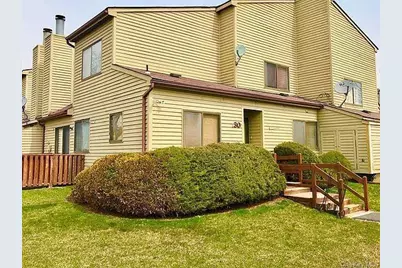 30 Sycamore Court, Highland Mills, NY 10930 - Photo 1