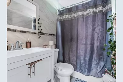 10437 205th Place, Jamaica, NY 11412 - Photo 14