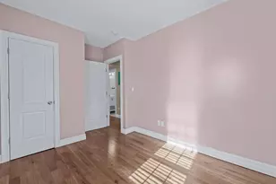 104-37 205th Pl, Jamaica, NY 11412 - Photo 10