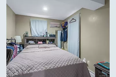 10437 205th Place, Jamaica, NY 11412 - Photo 16