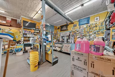 526 City Island Avenue, Bronx, NY 10464 - Photo 8