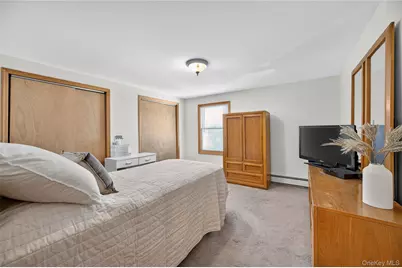 242 James Street, Franklin Square, NY 11010 - Photo 16