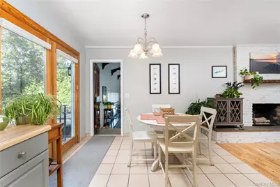 8 Foxboro Road, Hampton Bays, NY 11946 - Photo 18