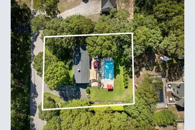 8 Foxboro Road, Hampton Bays, NY 11946 - Photo 10