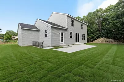 35 Evergreen Avenue, Port Jefferson Station, NY 11776 - Photo 20