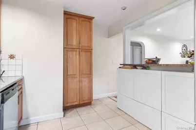 73-10 220th Street #Uppr, Oakland Gardens, NY 11364 - Photo 8