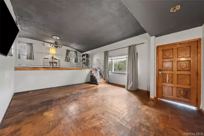 99 Brooklyn Avenue, West Babylon, NY 11704 - Photo 4