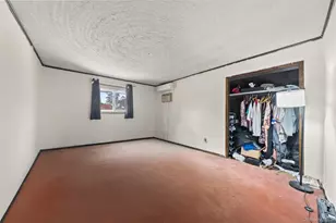 99 Brooklyn Ave, West Babylon, NY 11704 - Photo 12