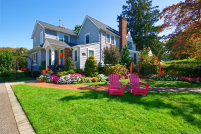 112 Bromleigh Road, Garden City, NY 11530 - Photo 2