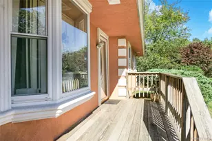 34 Wards Ln, Bellport, NY 11713 - Photo 4