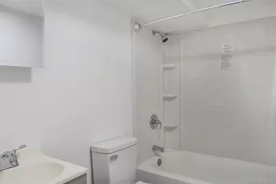 34 Wards Lane, Bellport, NY 11713 - Photo 22