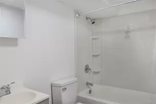 34 Wards Ln, Bellport, NY 11713 - Photo 22