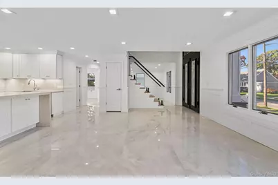 33 6th Avenue, Massapequa Park, NY 11762 - Photo 6