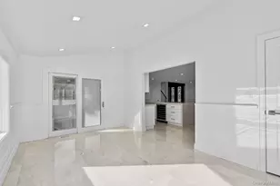 33 6th Ave, Massapequa Park, NY 11762 - Photo 18