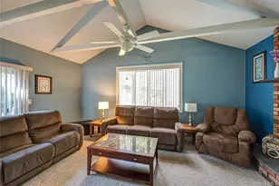 23 Wyandotte St, Selden, NY 11784 - Photo 8