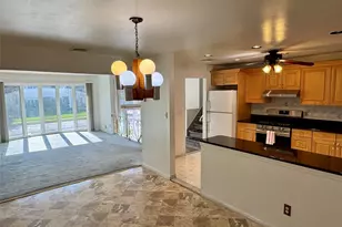 316 Violet St, Massapequa Park, NY 11762 - Photo 4
