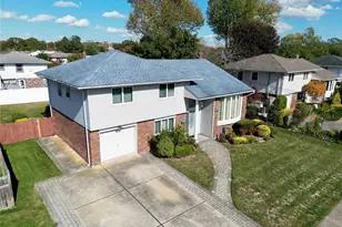 316 Violet St, Massapequa Park, NY 11762 - Photo 34