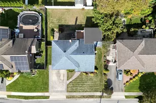 316 Violet St, Massapequa Park, NY 11762 - Photo 36