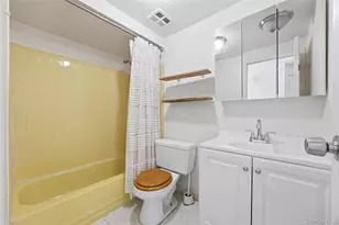 13-27 Bell Blvd, Bayside, NY 11360 - Photo 16