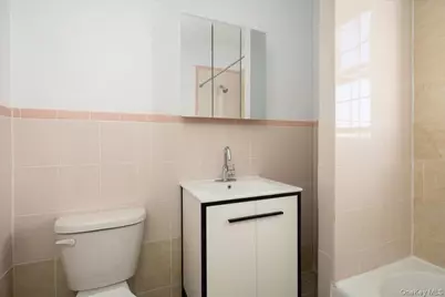 83-09 Talbot #6L, Kew Gardens, NY 11415 - Photo 4