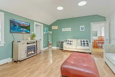 48920 Route 25, Southold, NY 11971 - Photo 4